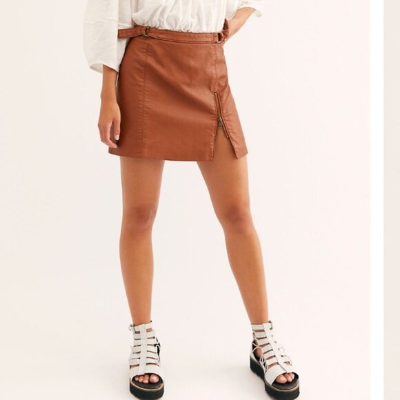Free People Midnight Magic Faux Leather Mini Skirt Lined Vegan Zipper Brown - Picture 1 of 6